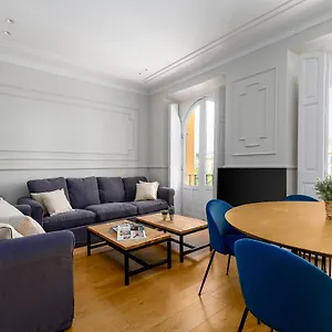 https://apartamento-maria-guerrero.1costadelsol.com